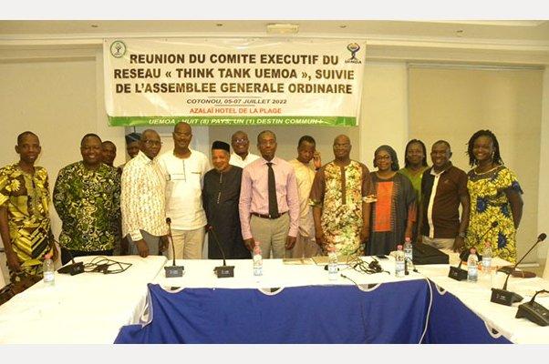 Réunion du Comité Exécutif du réseau des Think Tank de l’UEMOA (RTT UEMOA), suivie de son Assemblée Générale Ordinaire : le Think tank sénégalais IPAR reconduit à la tête du Comité Exécutif du réseau.