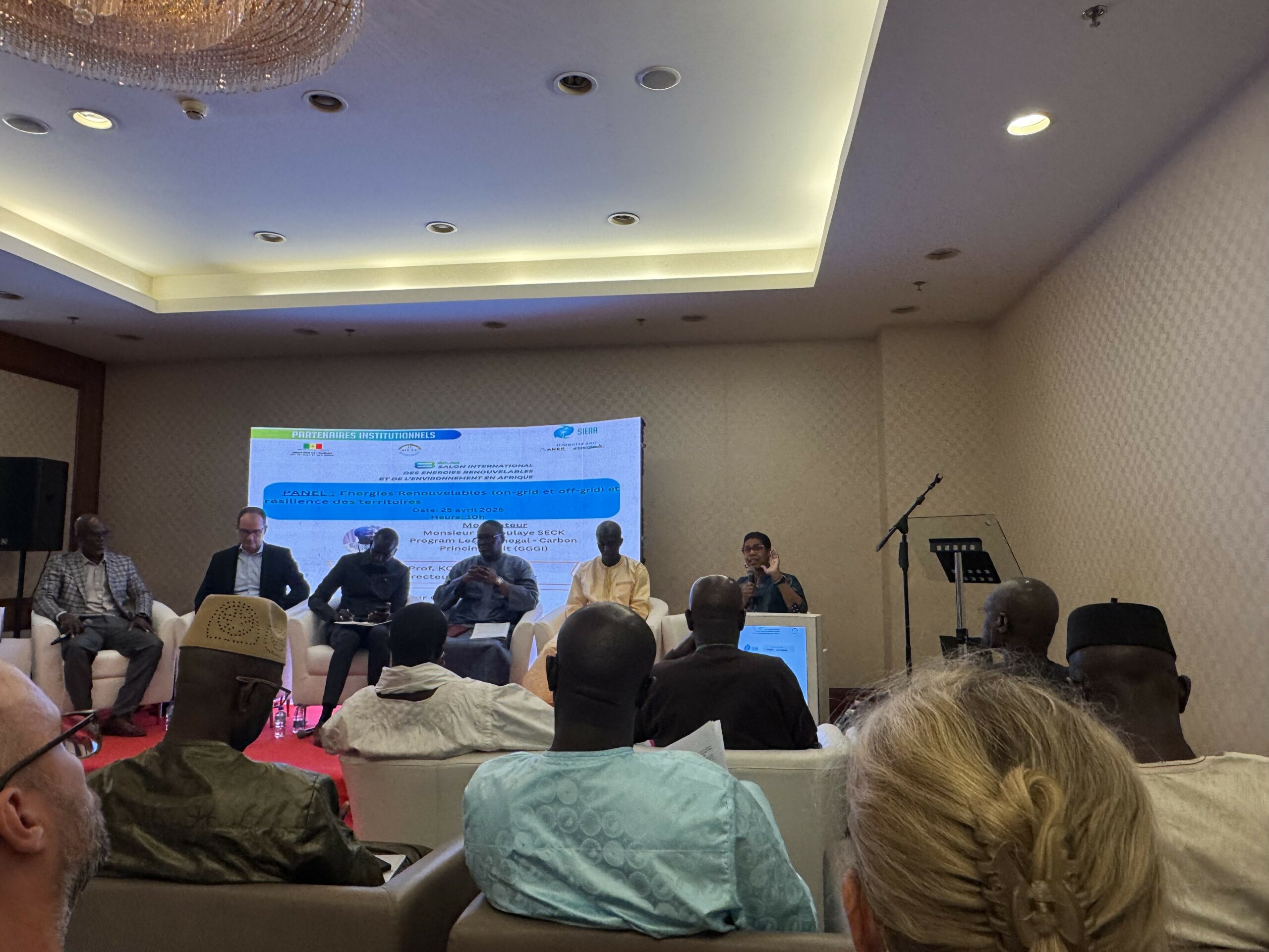 8ᵉ édition du Salon International des Énergies Renouvelables de Dakar : IPAR propose des pistes d’actions pour une transition énergétique durable en Afrique